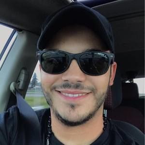 Meet your Posher, Yacine